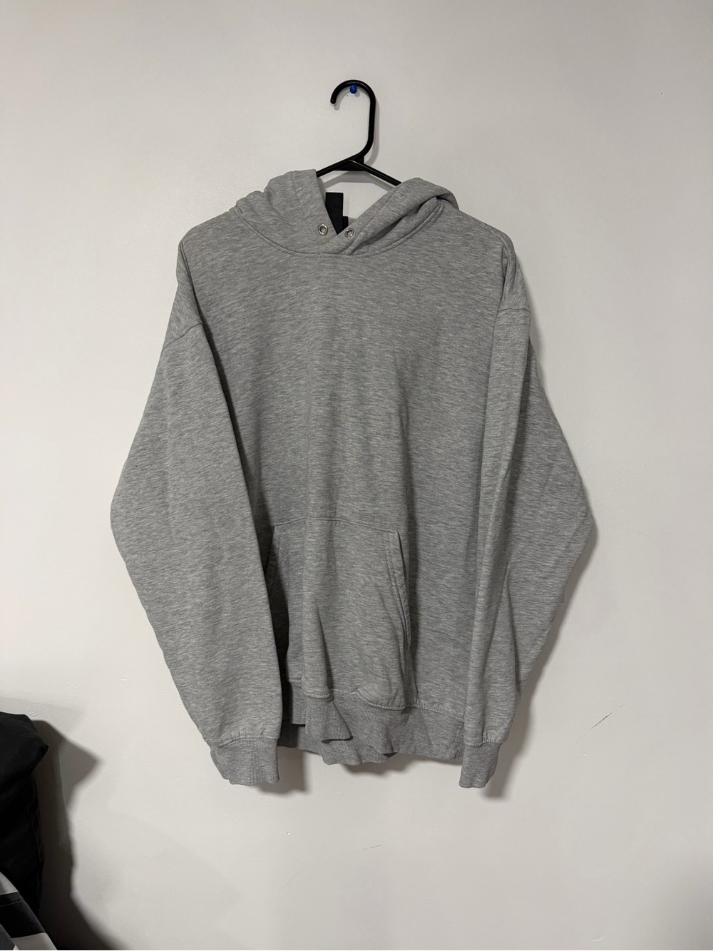 H&M Women's Gray Hooded Pullover Sweatshirt
